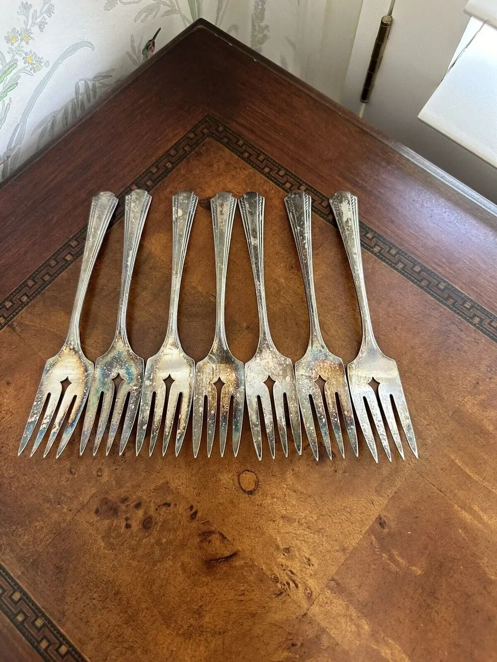 7 FANTASY 1941 by Oneida Community Carlton Plate Silverplate SALAD FORKS 6.5